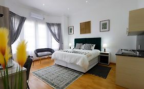 Riveria Guest Lodge And Spa